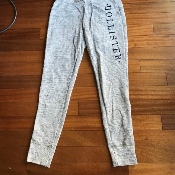Hollister Jogger - Picture 2 of 5